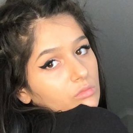 JuliaTicaOfficial sexy pornstar gallery