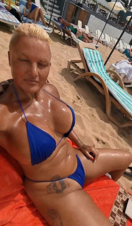 Carro Oberg beautiful actress galleries