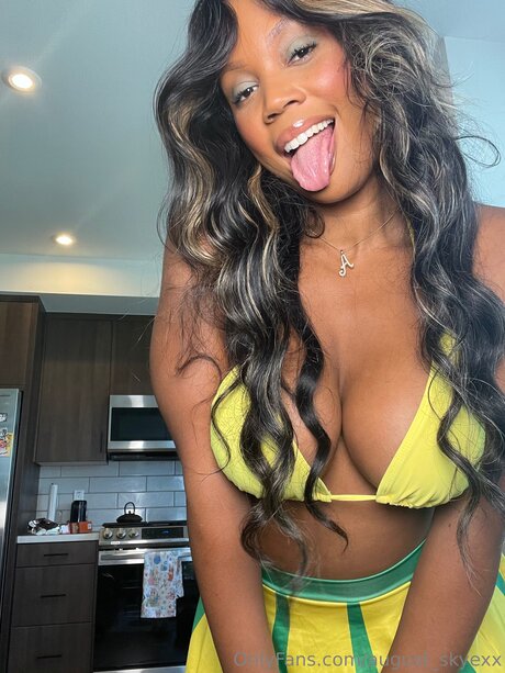 August Skyexx model naked pics