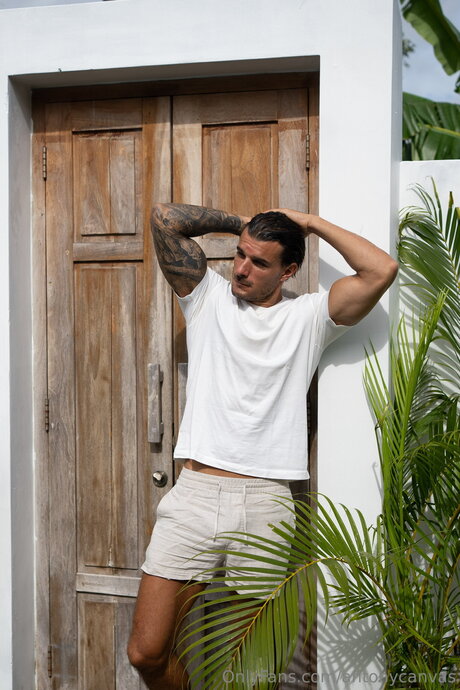 Antonycanvas high quality model galleries