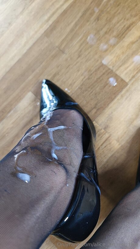 Alice Secrets Free nudes pornstar photos