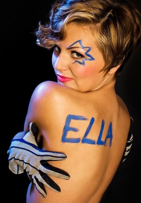 Ella Endlich star exclusive pics