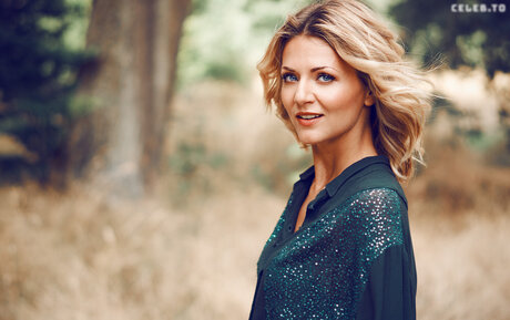 Ella Endlich perfect model pic