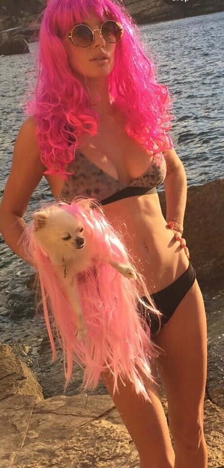 virginiechretien model nude img