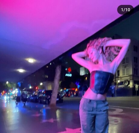 Julia Dicesare nudes star image