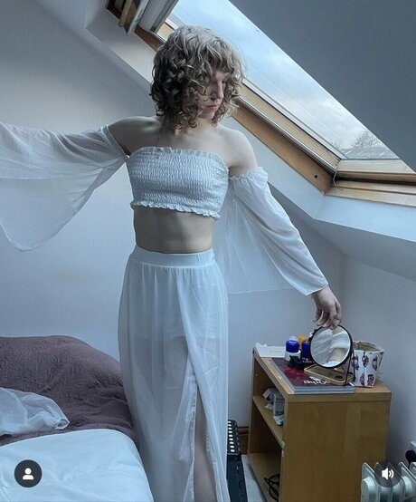 eviedotgym pornstar pretty photo