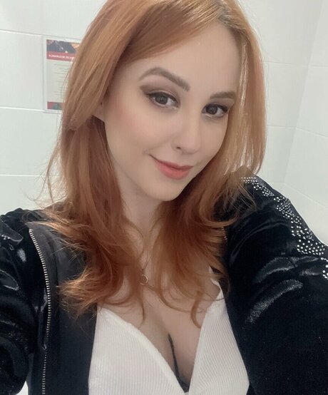 Leticia Motta xxx pornstar img