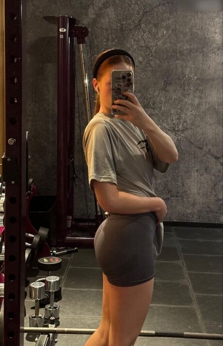 Anica Zimmermann nude pornstar photo