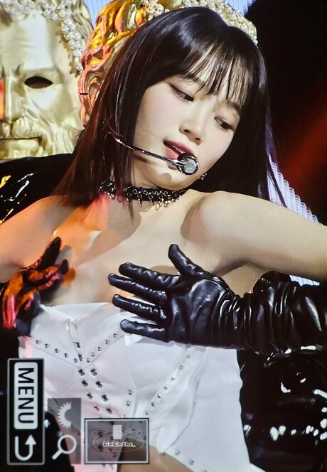 Kim Chaewon pretty model photos