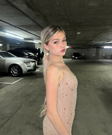 Abby Paradise nude star gallery