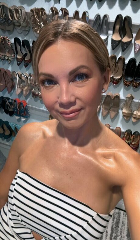 Jacey Birch model free photos