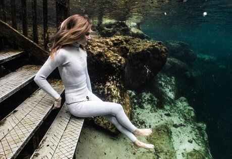 Lauren Landers pornographic star galleries