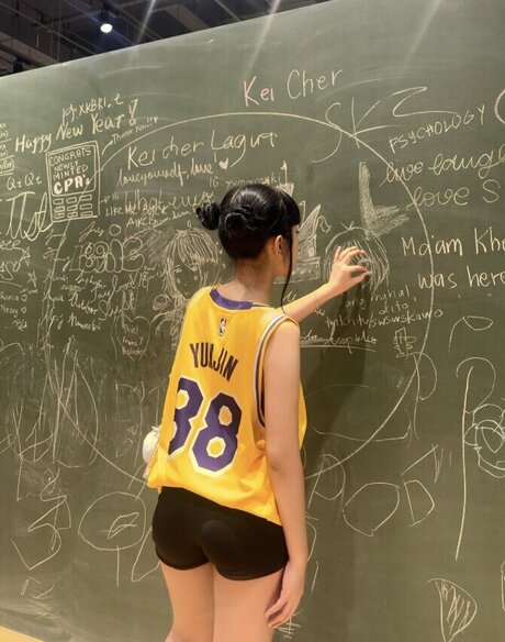 Yumi Aika pornstar pretty photos