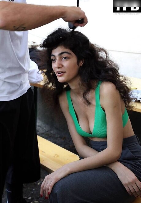 Soulin Omar free actress images