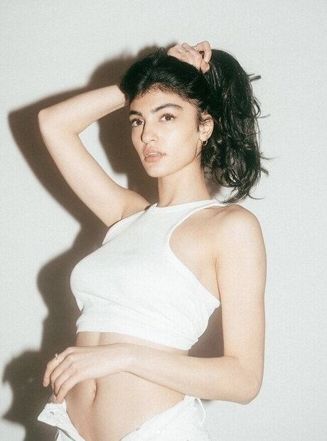 Soulin Omar art actress image