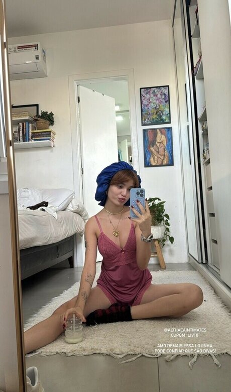 Liv Resenhas sex star picture