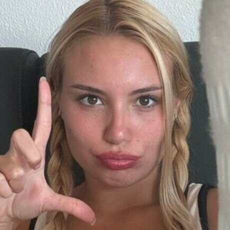 lickandysoles sexy pornstar pics