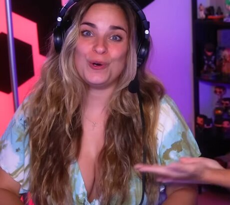 Kristen Stephensonpino hot star images