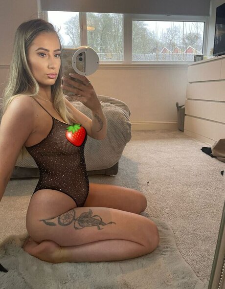 onlychlo3 top pornstar pics