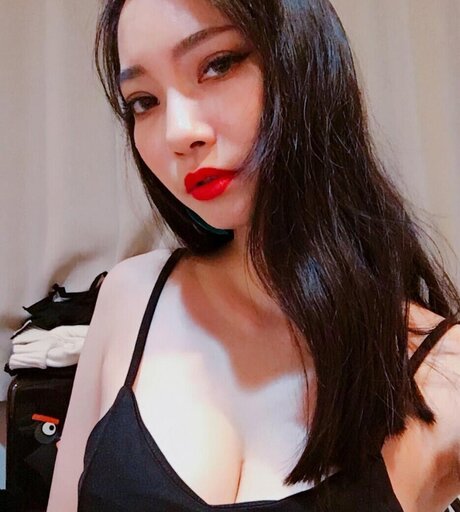 Sandykaka_ pornstar best pics