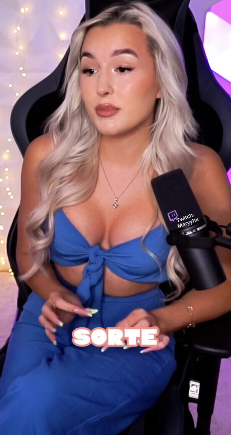 skinny teen onlyfans adult images