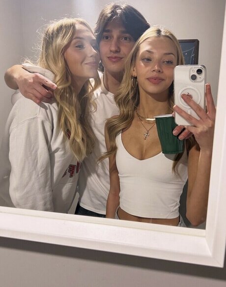 Sophia Horvath beautiful actress images