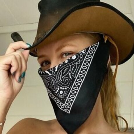 missbunda Suki Bryan model top archive