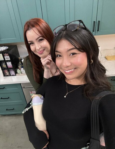 Ashley Ippolito star nice galleries