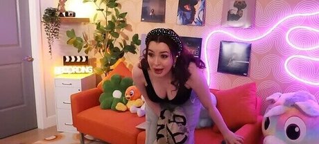 Ashley Ippolito model naked photos