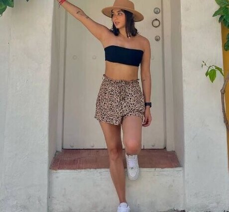 Alannaa_ hot model photo