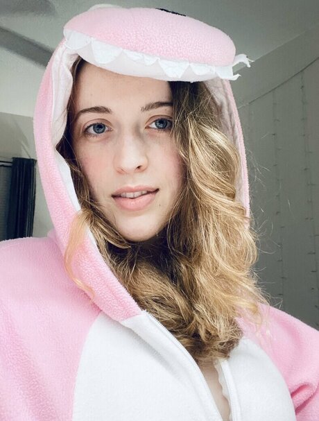 Pjonk star hot pictures