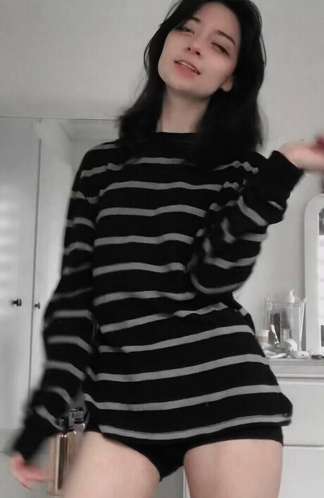 Anto a a naked pornstar image