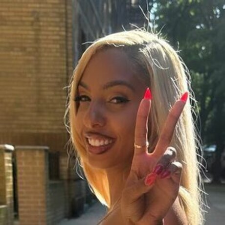 Belladonnas art pornstar img