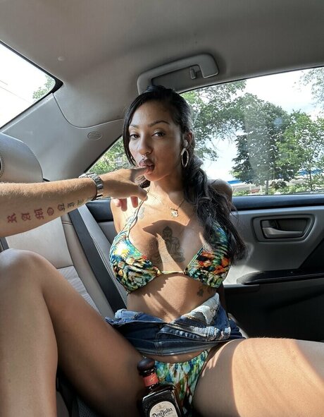 Belladonnas nudes model pictures