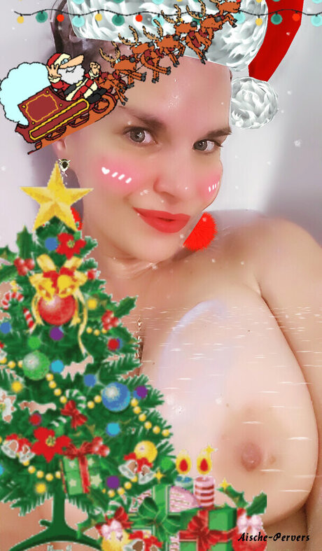 Aische Pervers exclusive actress img