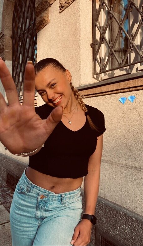 Emma Malewski model best archive