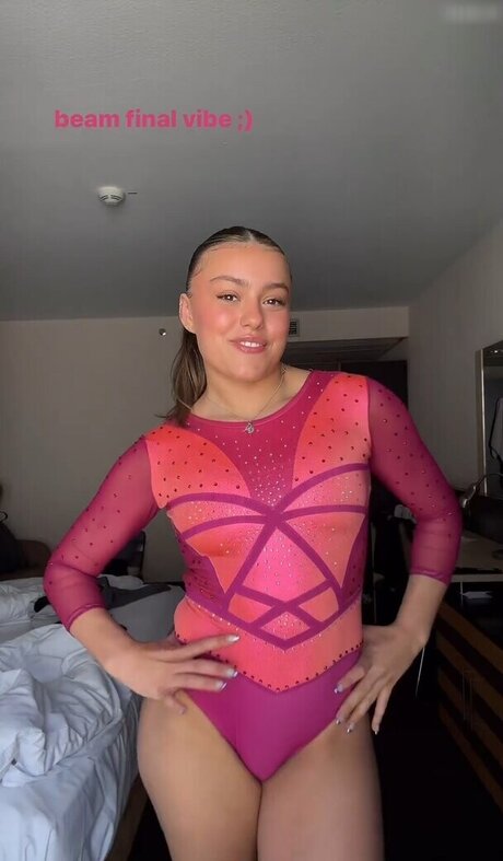 Emma Malewski pretty model pics