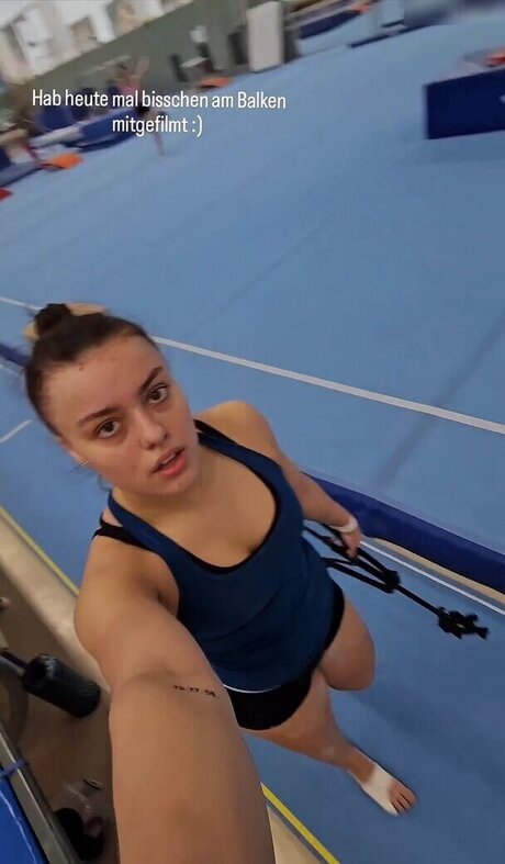 Emma Malewski high quality model pics