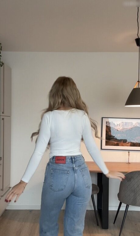 Wieke high quality star photos