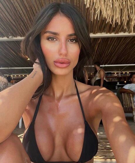 shahafaharoni model best pictures