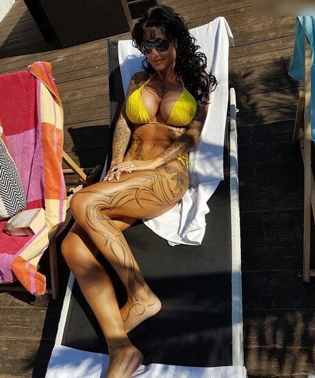 Sari Sander pornstar perfect pictures