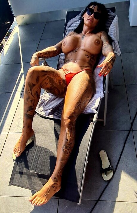 Sari Sander pornstar sexy galleries