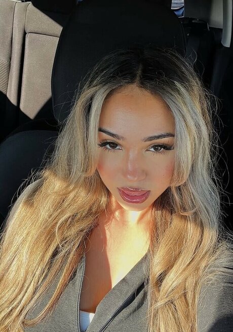 imthekeyyy model adult photos