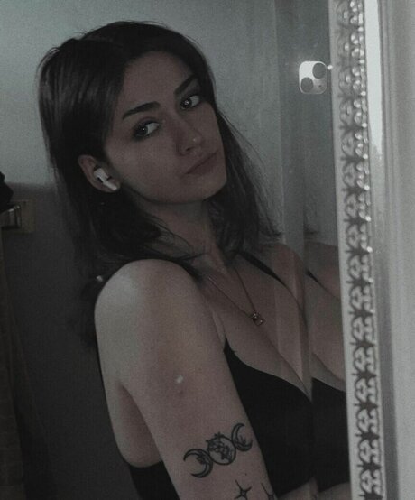 Itsmalic3 xxx star photos