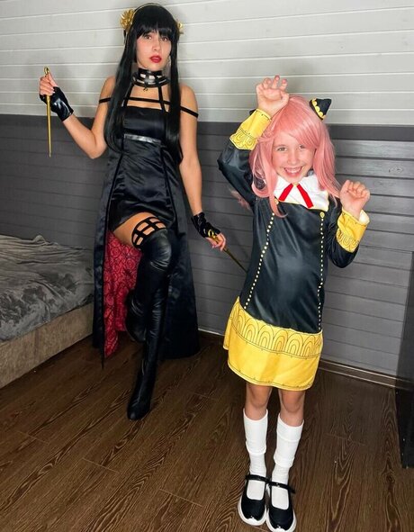 Red Saya pornstar hd photo