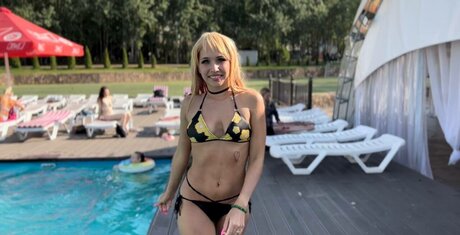 Red Saya naked pornstar pic