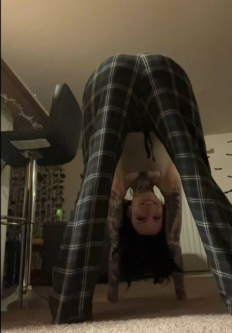 Tyniquewebster sexy pornstar pic