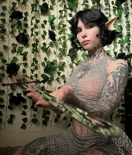 Tyniquewebster actress pic