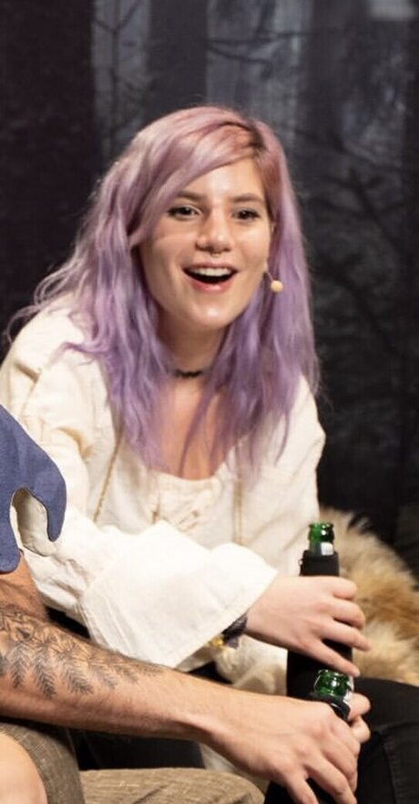 Esther Kerkhoff nudes model pics