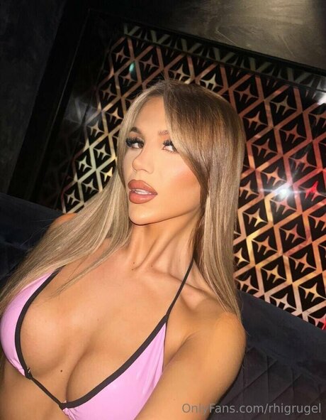 Rhigrugel perfect pornstar pic